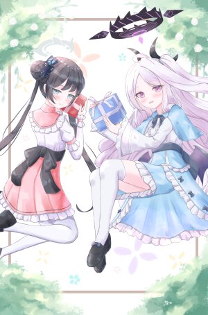 akaneuta_chitose,日奈,キサキ,蔚蓝档案,黑发,脸红,breasts,恶魔娘,双团子头,包子頭,发饰,光晕,holding,视线正对,開口,紫色眼,笑顔,丝袜,白丝,翅膀