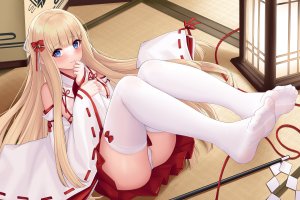 allenes,碧蓝航线,イカルス,前发,直刘海,发饰,和服,No-Bra,胖次,褶皱裙,缎带,短裙,丝袜,传统服装,下着,白丝,碧眼,脸红,cameltoe,长发,横臥,掀裙,视线正对,巫女,铃,灯笼