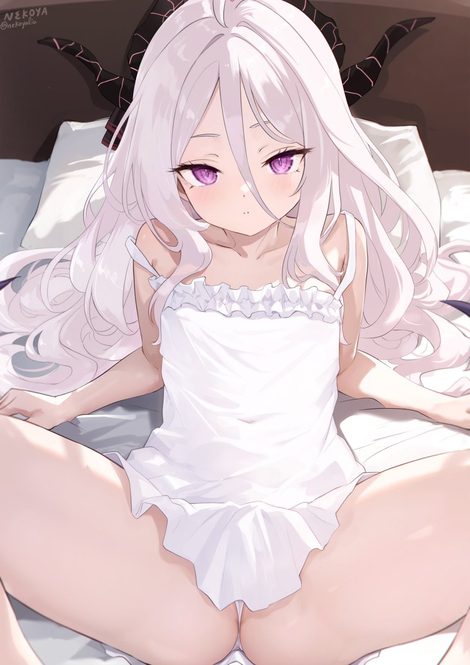 空崎日奈 蔚蓝档案 Lingerie 萝莉 胖次 掀裙