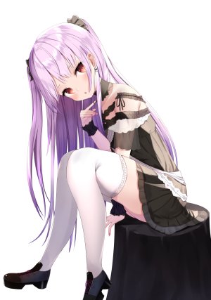 潤羽るしあ,Hololive,露肩,脸红,连衣裙,长发,视线正对,紫发,红色眼,缎带,坐姿,single,黑丝,Vtuber,白背景,白丝