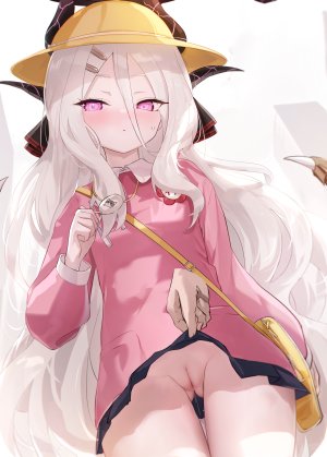 空崎日奈,蔚蓝档案,恶魔,光晕,萝莉,nopan,猫咪,妹汁,制服,掀裙,uncensored,翅膀