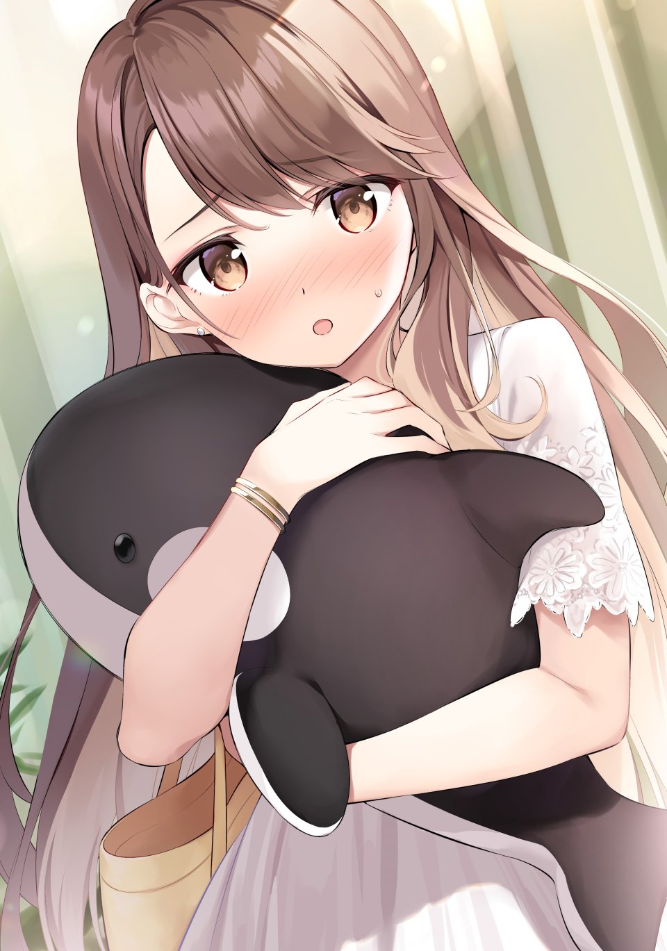 Mamiya_Yurika Ponkotsu_Kawaii_Mamiya-san 脸红 手镯 棕色眼 茶发 连衣裙 Holding