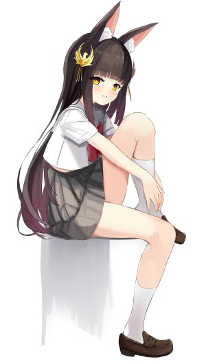 長門,碧蓝航线,hamiro,兽耳,黑发,breasts,狐娘,发饰,长发,视线正对,迷你短裙,開口,褶皱裙,学校制服,水手服,衬衫,坐姿,短裙,single,超长发,白背景,黄色眼